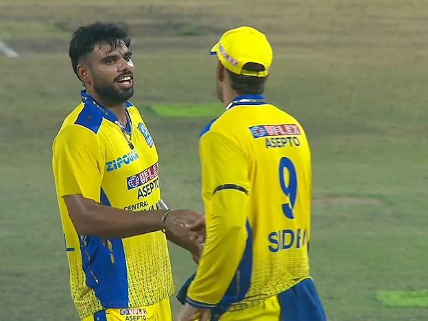Central Delhi Kings beat West Delhi Lions by 21 runs | Match 37