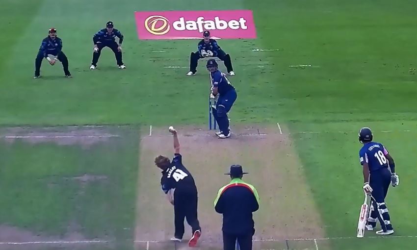 Worcestershire vs Middlesex: Harry Darley's 3 for 45