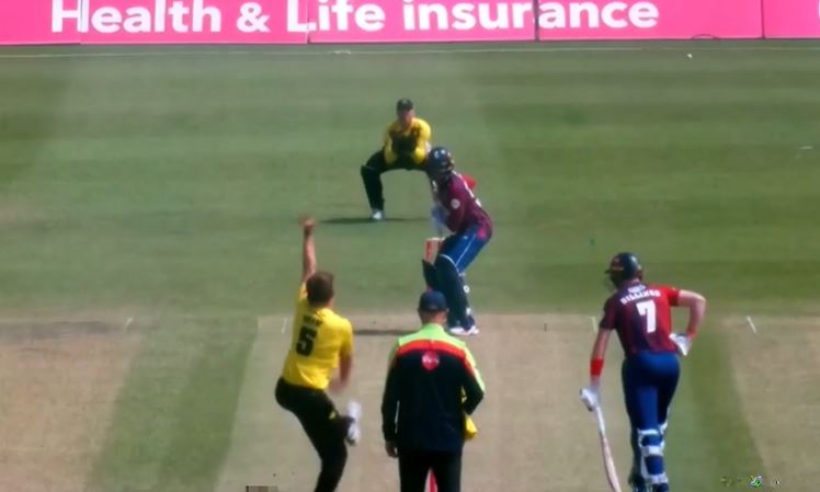 Kent beat Gloucestershire by 8 runs on DLS