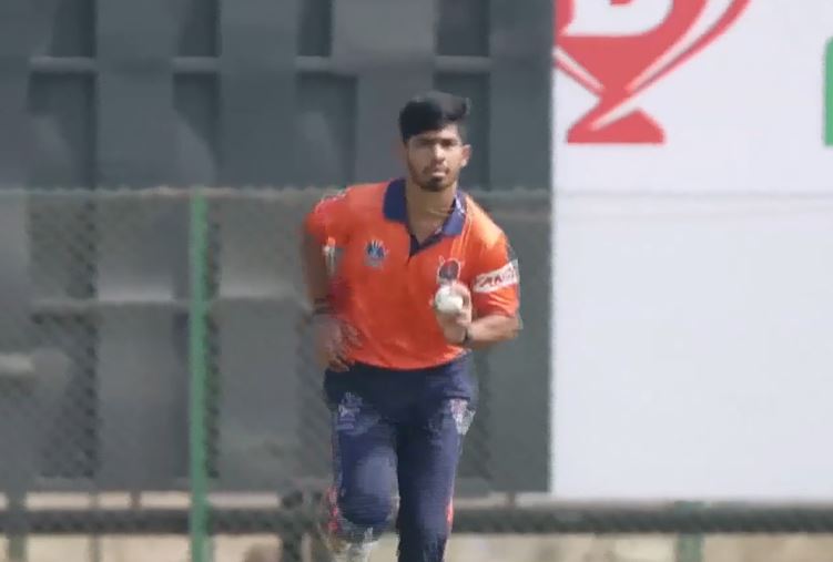 Prasad Shingote's 3 for 31 | Match 21