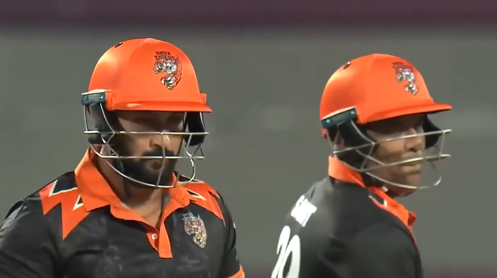India Tigers beat India Captains by 4 wickets | Match 9