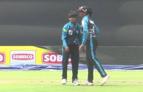 Servotech Siliguri Strikers vs Harbour Diamonds: Payel Vakharia's 3 for 12