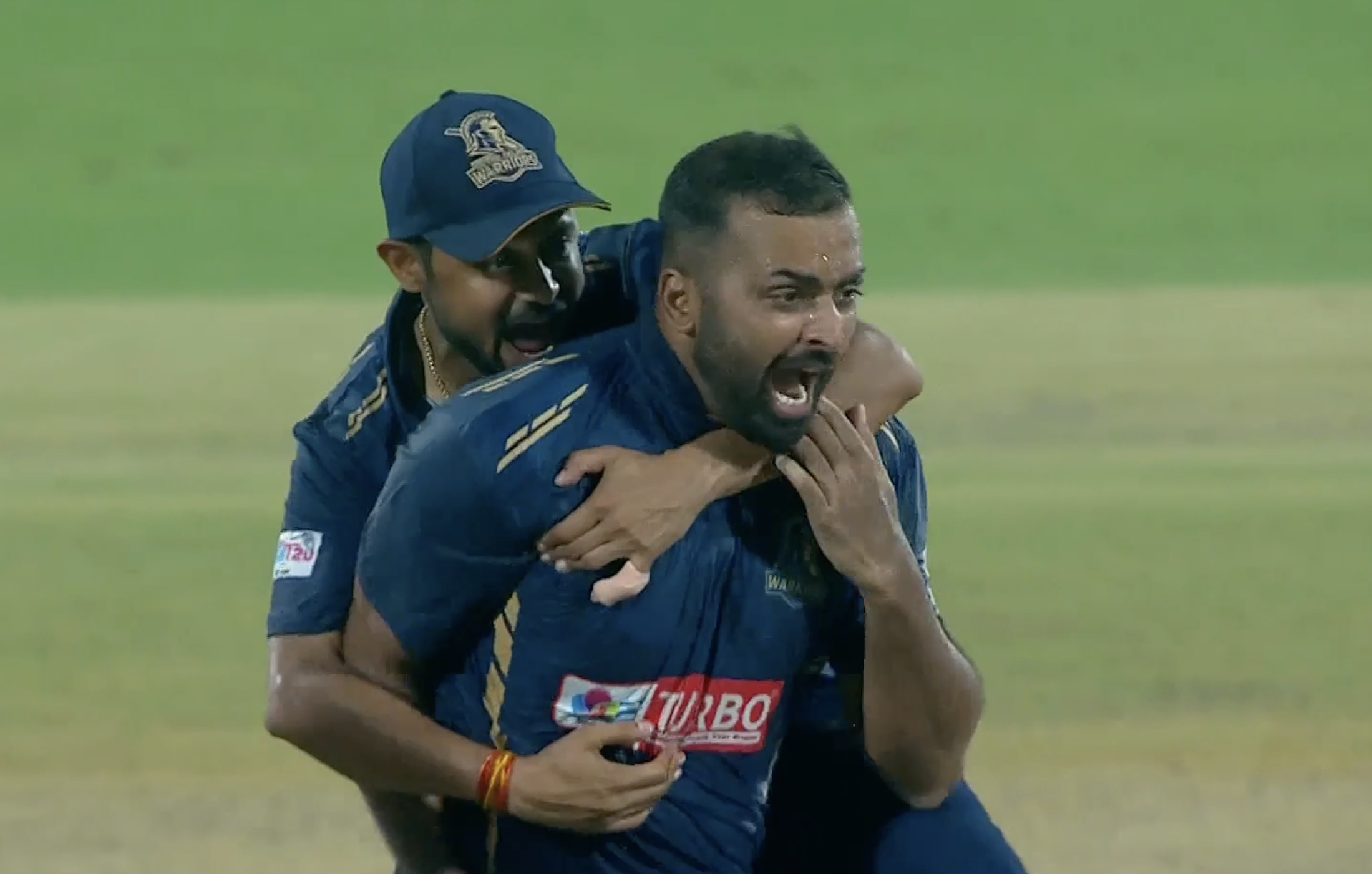 Outer Delhi Warriors beat New Delhi Tigers in Super Over | Match 8