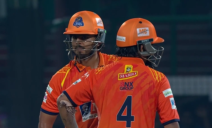 West Delhi Lions beat South Delhi Superstarz by 5 wickets | Match 9