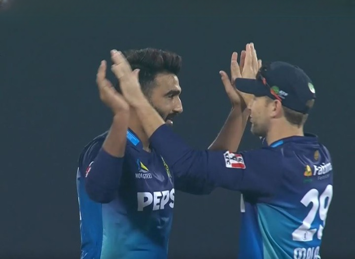 Match 9: Peshawar Zalmi Inns – FOW