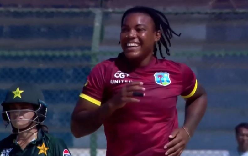 2nd ODI: Chinelle Henry's 3 for 37