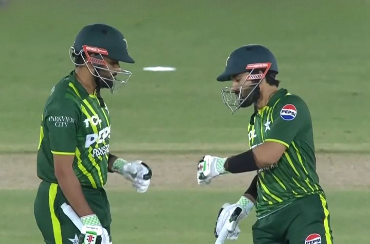 2nd T20I: Pakistan beat New Zealand by 7 wickets