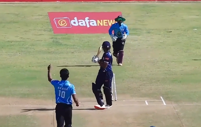 Recreation Cricket Club vs Metro CC: Akash Tanpure's 4 for 22