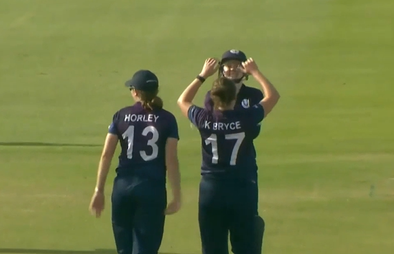 Scotland vs USA: Kathryn Bryce's 4 for 17