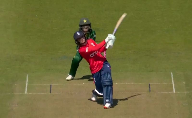 3rd T20I, England Innings: All sixes