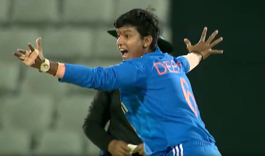 4th T20I: Bangladesh Fall of Wickets