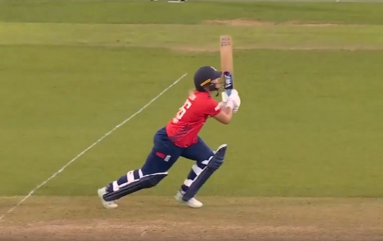 2nd T20I, England Innings: All sixes