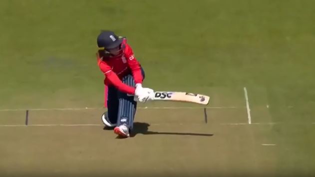 3rd T20I, England Innings: All fours