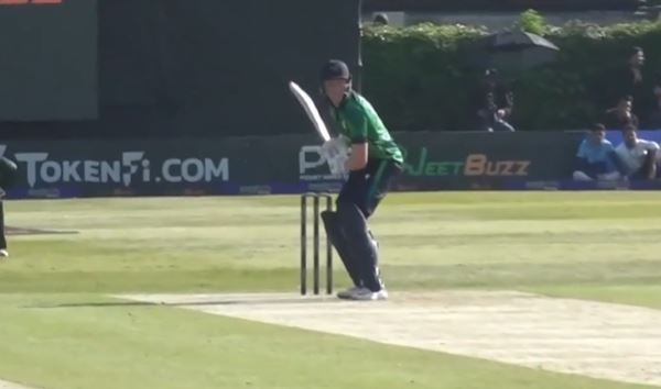 1st T20I, Ireland Innings: All sixes
